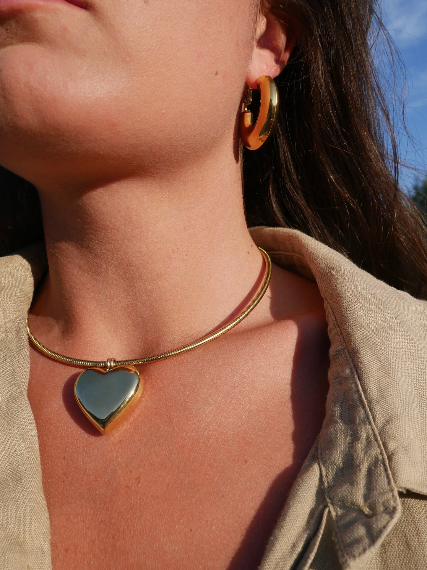 COLLIER | Poema